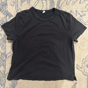 Black lululemon t-shirt size 4